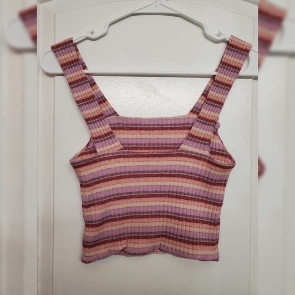 American Eagle striped crop top. Size small.‎ Like new. - Picture 2 of 5